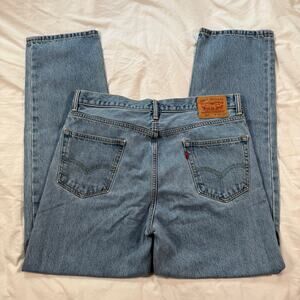 550 Levis light wash jeans straight leg denim 36W x 34L